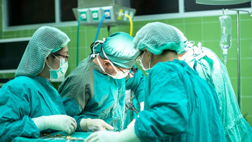 Práctica del Aborto Quirúrgico